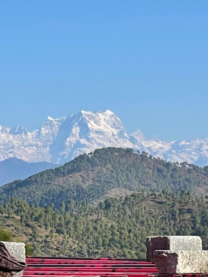 Bsr Farms Resort Pauri 外观 照片