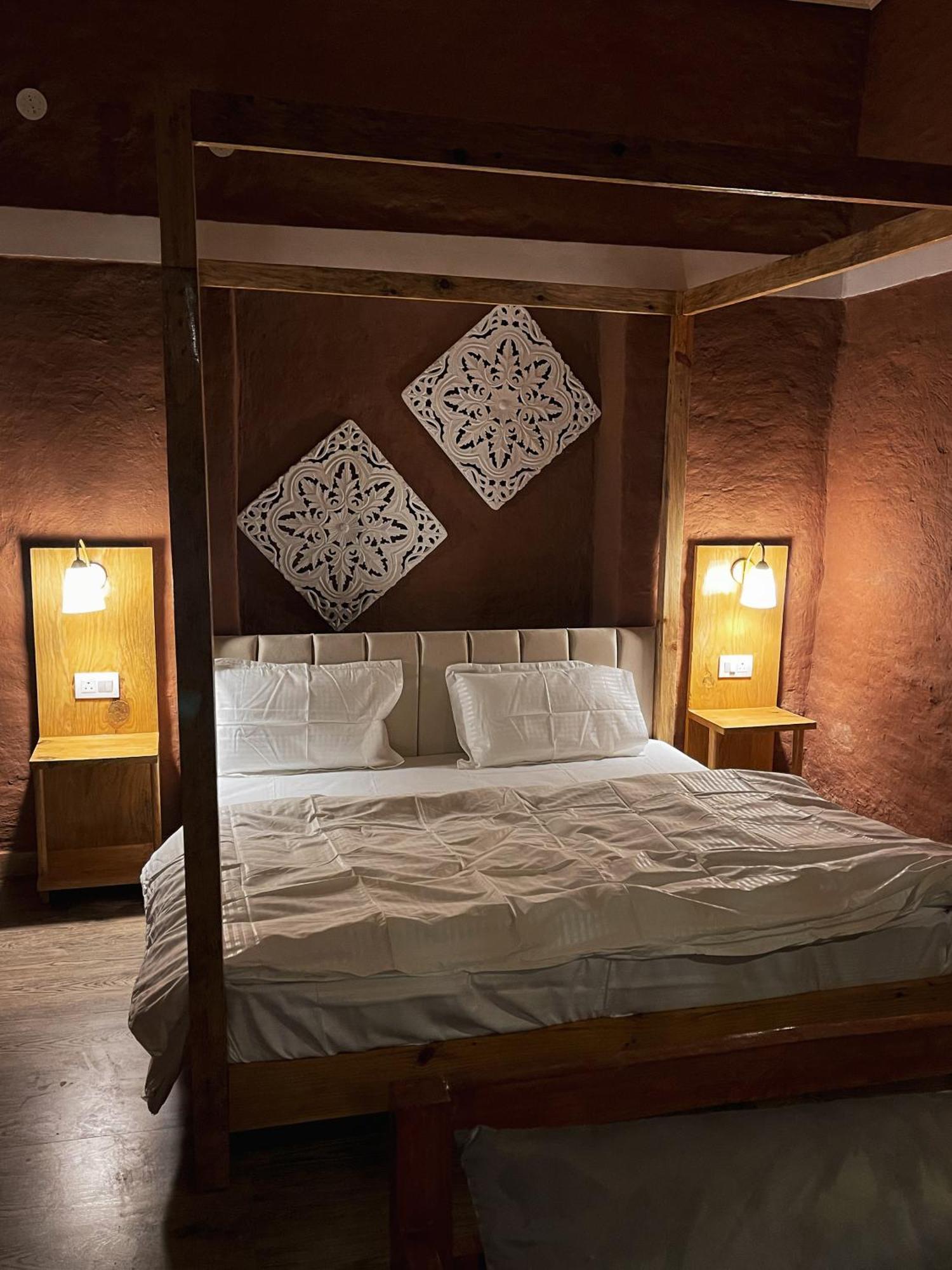 Bsr Farms Resort Pauri 外观 照片