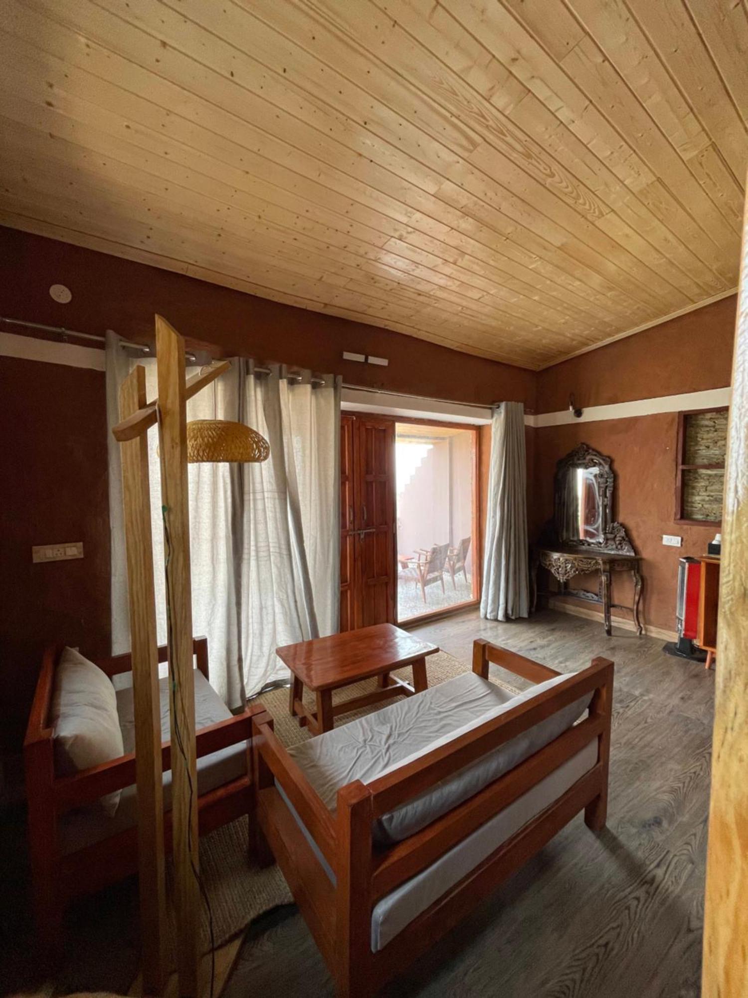Bsr Farms Resort Pauri 外观 照片