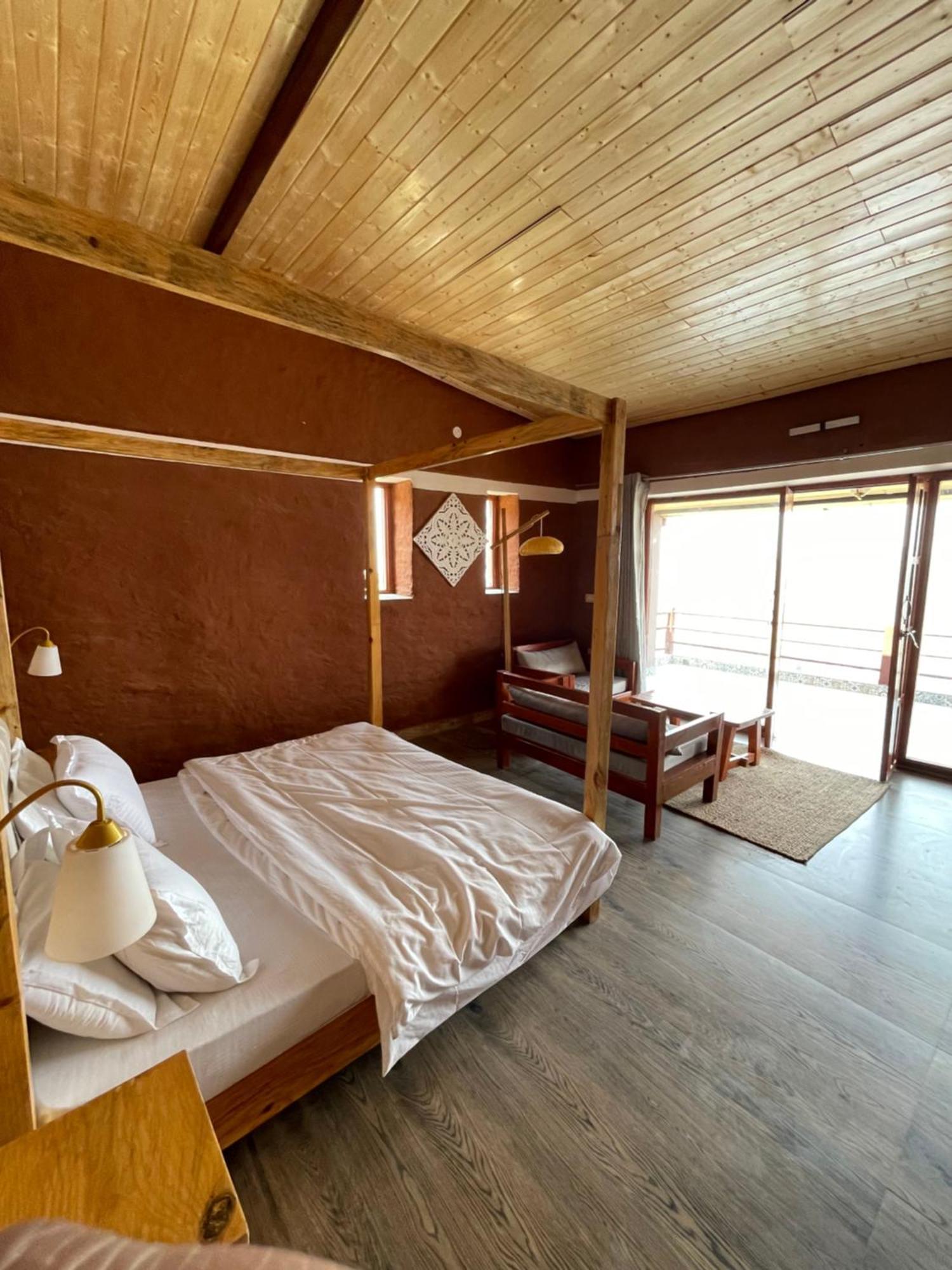 Bsr Farms Resort Pauri 外观 照片